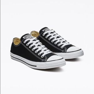 Black Converse Chuck Taylors